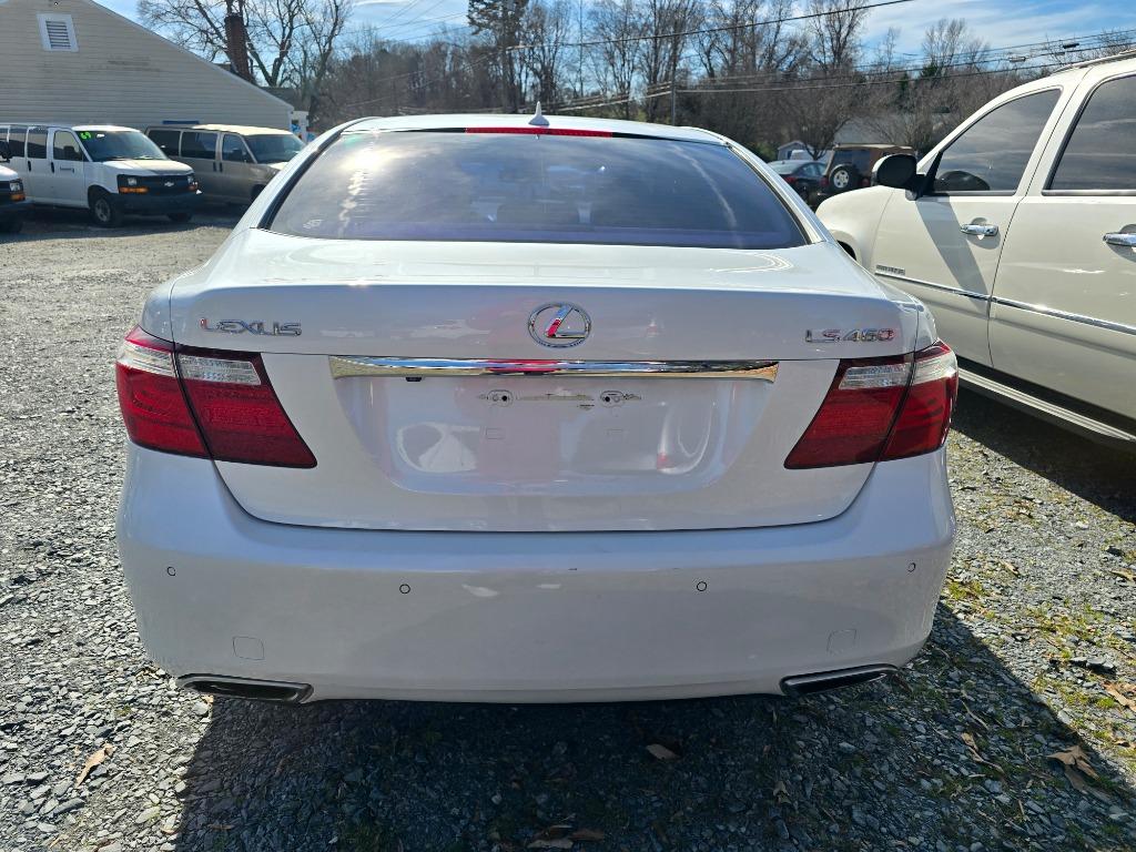 2007 Lexus LS 460 photo