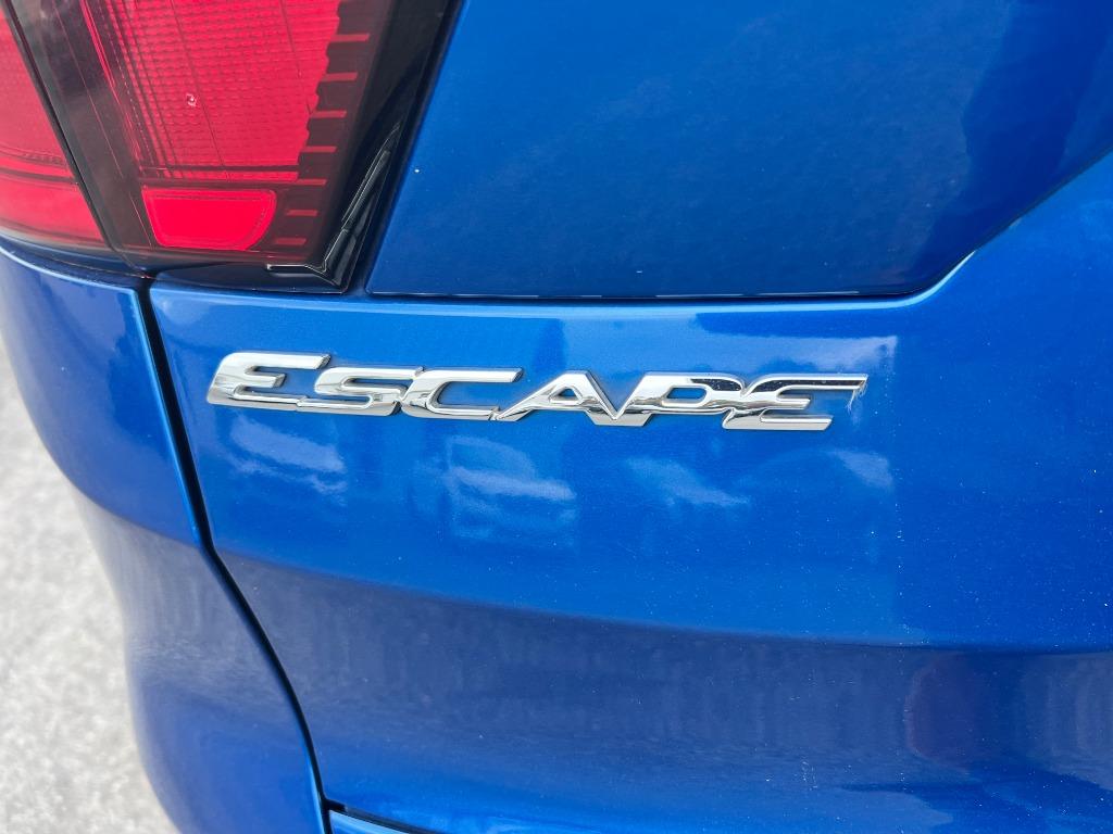 2019 Ford Escape Titanium photo