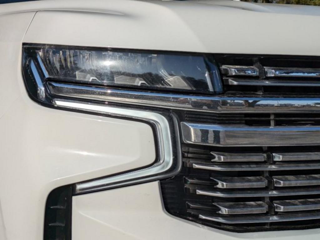 2021 Chevrolet Suburban 1500 Premier photo