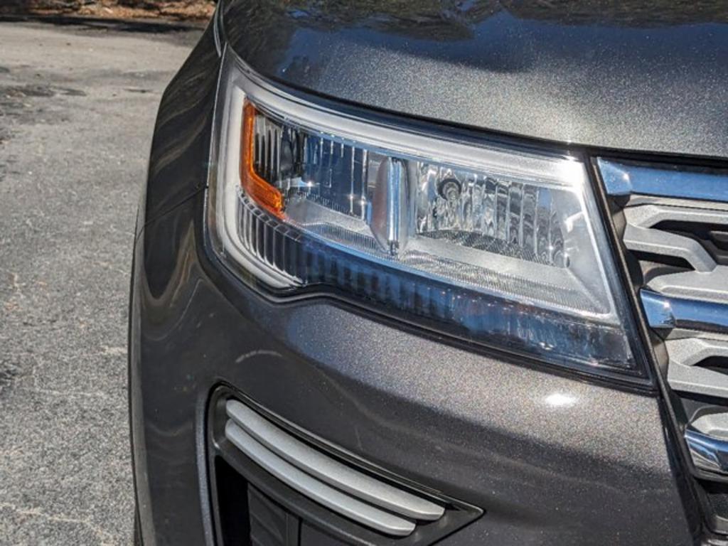 2019 Ford Explorer XLT photo
