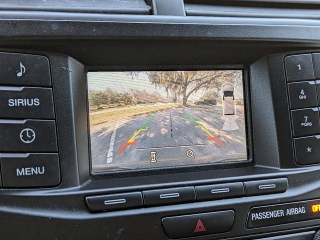 2019 Ford Explorer XLT photo