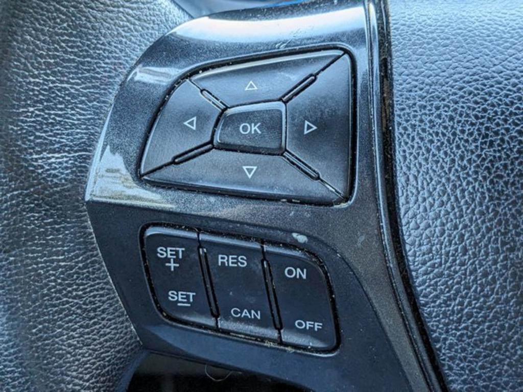 2019 Ford Explorer XLT photo