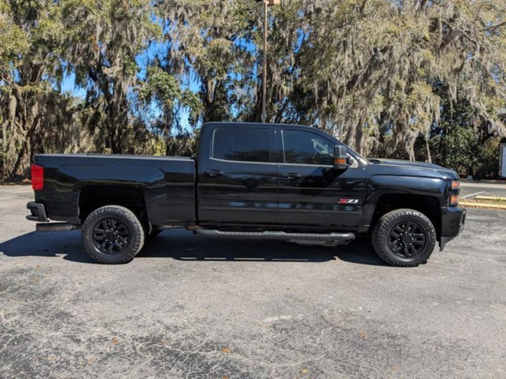 2019 Chevrolet Silverado 2500 LTZ photo