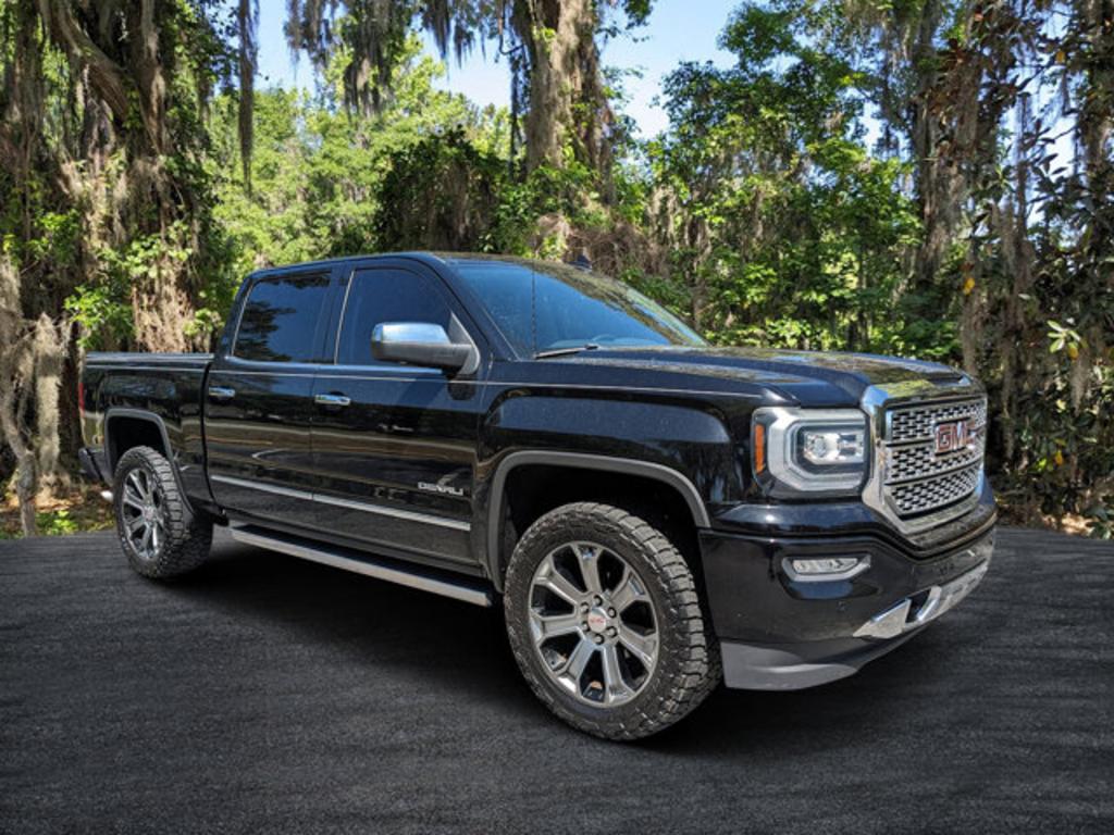 2018 GMC Sierra 1500 Denali photo