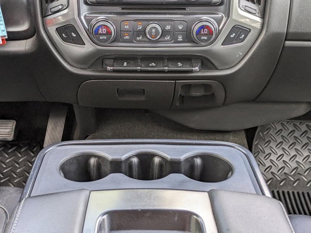 2017 Chevrolet Silverado 1500 LT photo