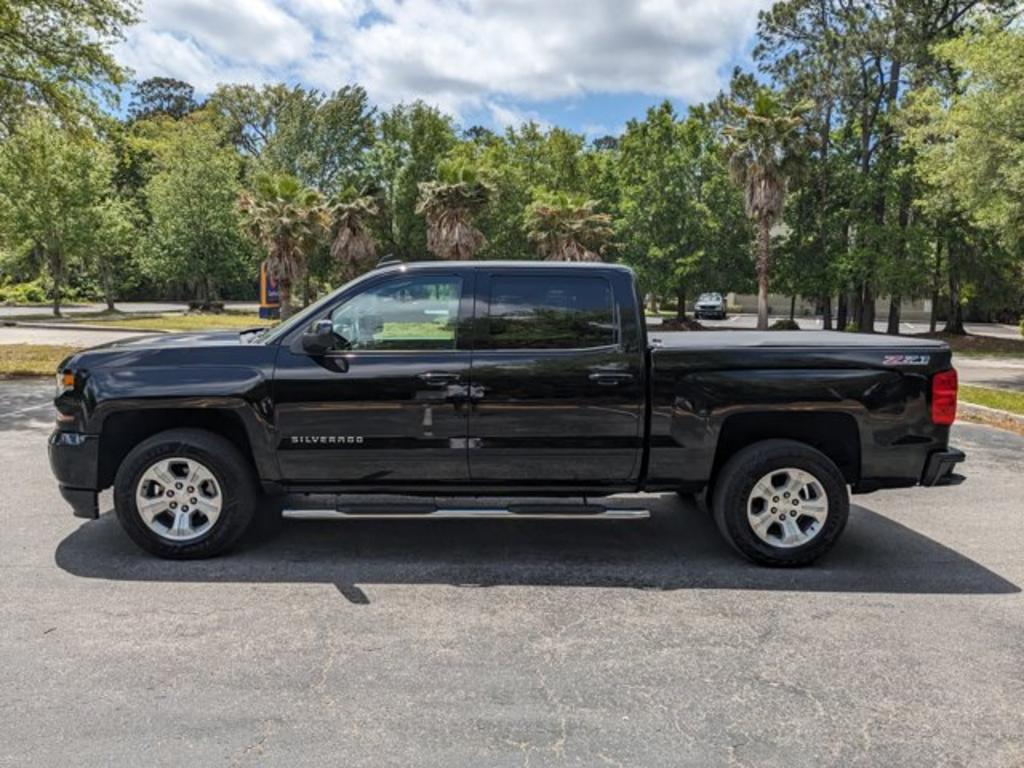 2017 Chevrolet Silverado 1500 LT photo