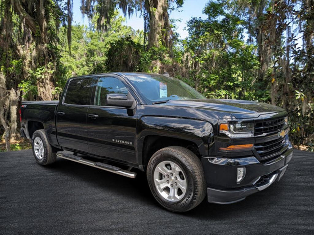 2017 Chevrolet Silverado 1500 LT photo