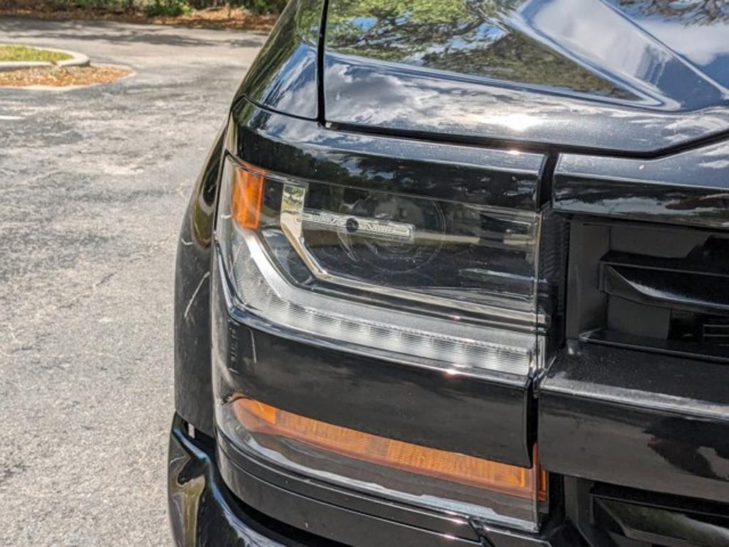 2017 Chevrolet Silverado 1500 LT photo