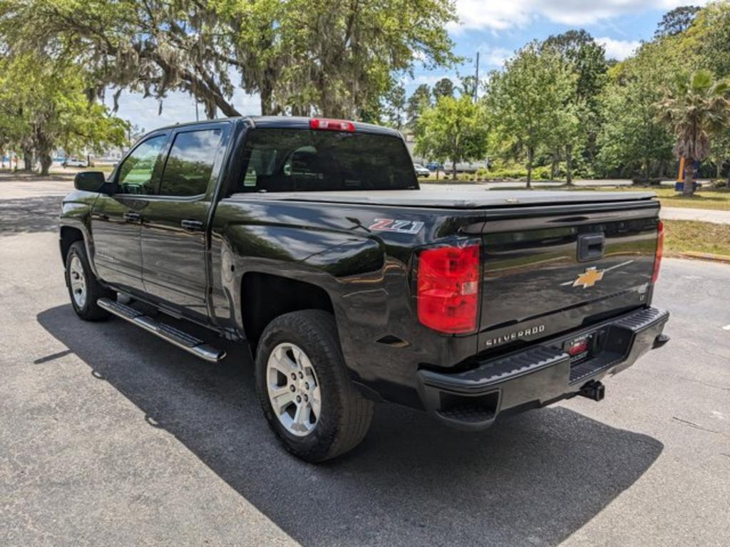 2017 Chevrolet Silverado 1500 LT photo