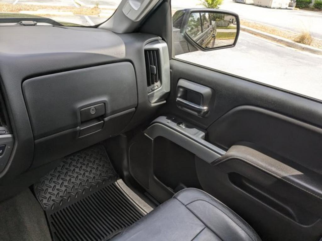 2017 Chevrolet Silverado 1500 LT photo