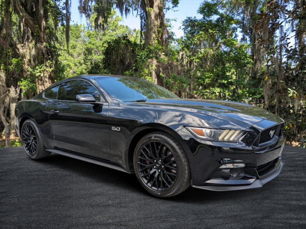 2017 Ford Mustang GT photo