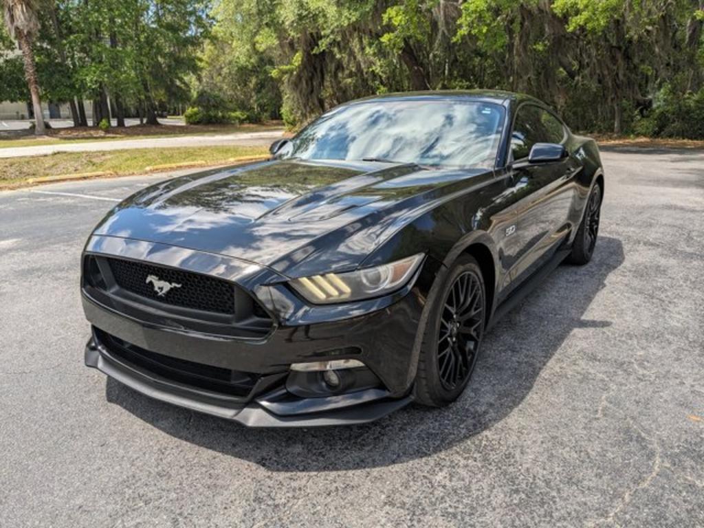 2017 Ford Mustang GT photo
