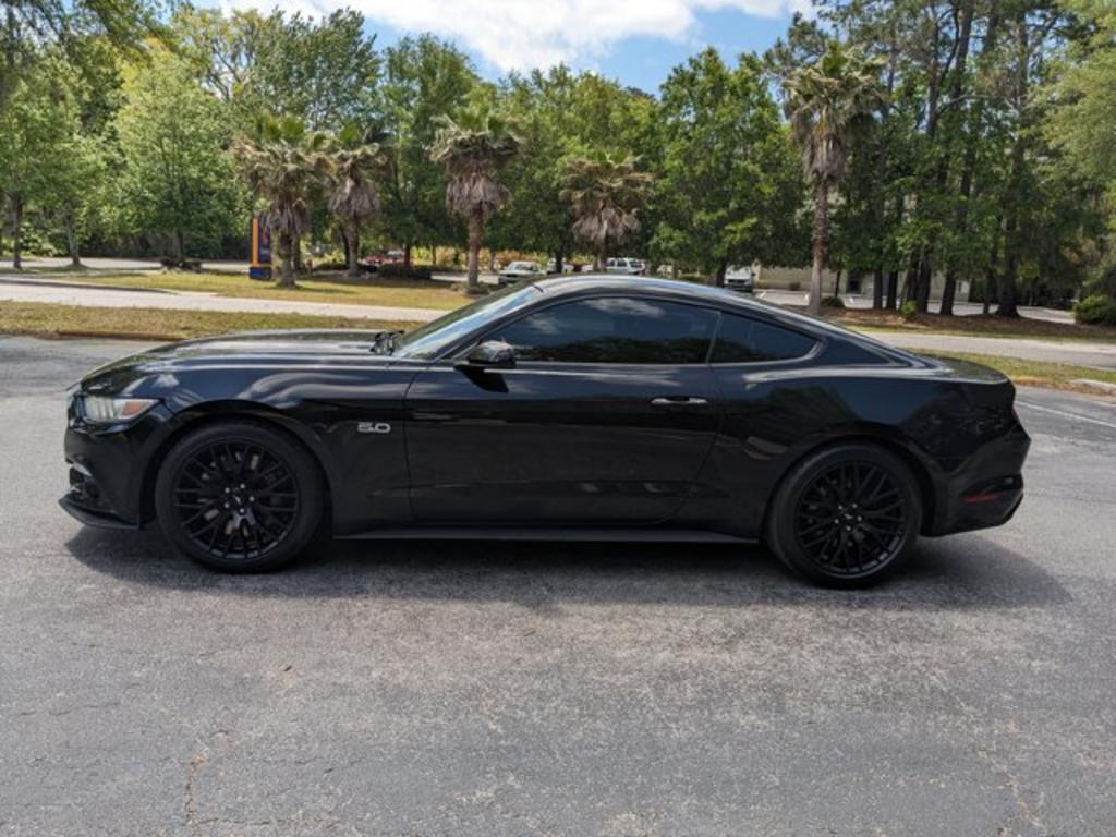 2017 Ford Mustang GT photo