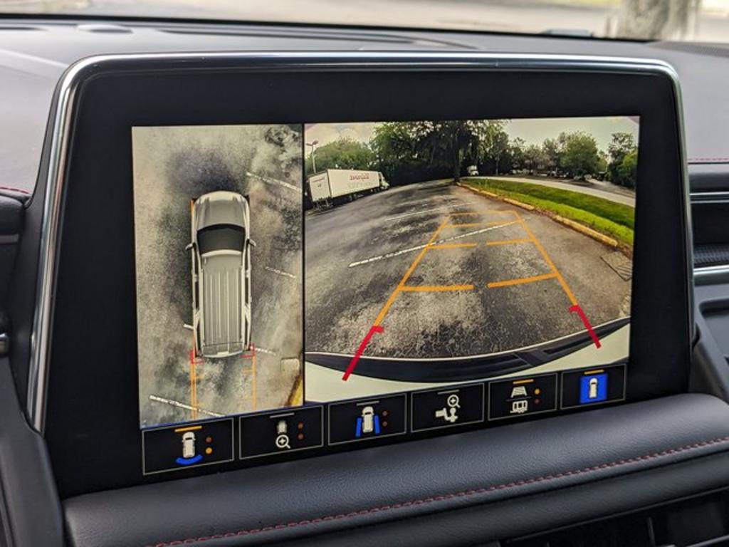 2021 Chevrolet Tahoe RST photo