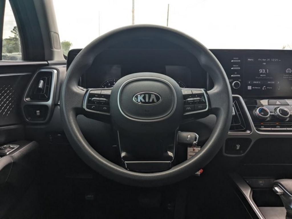 2021 Kia Sorento LX photo