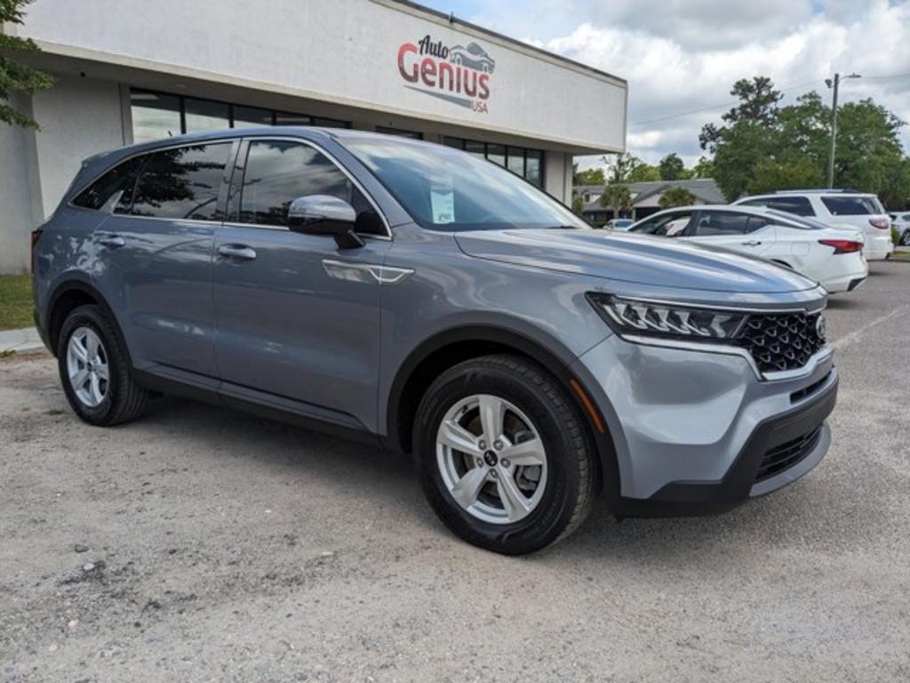 2021 Kia Sorento LX photo