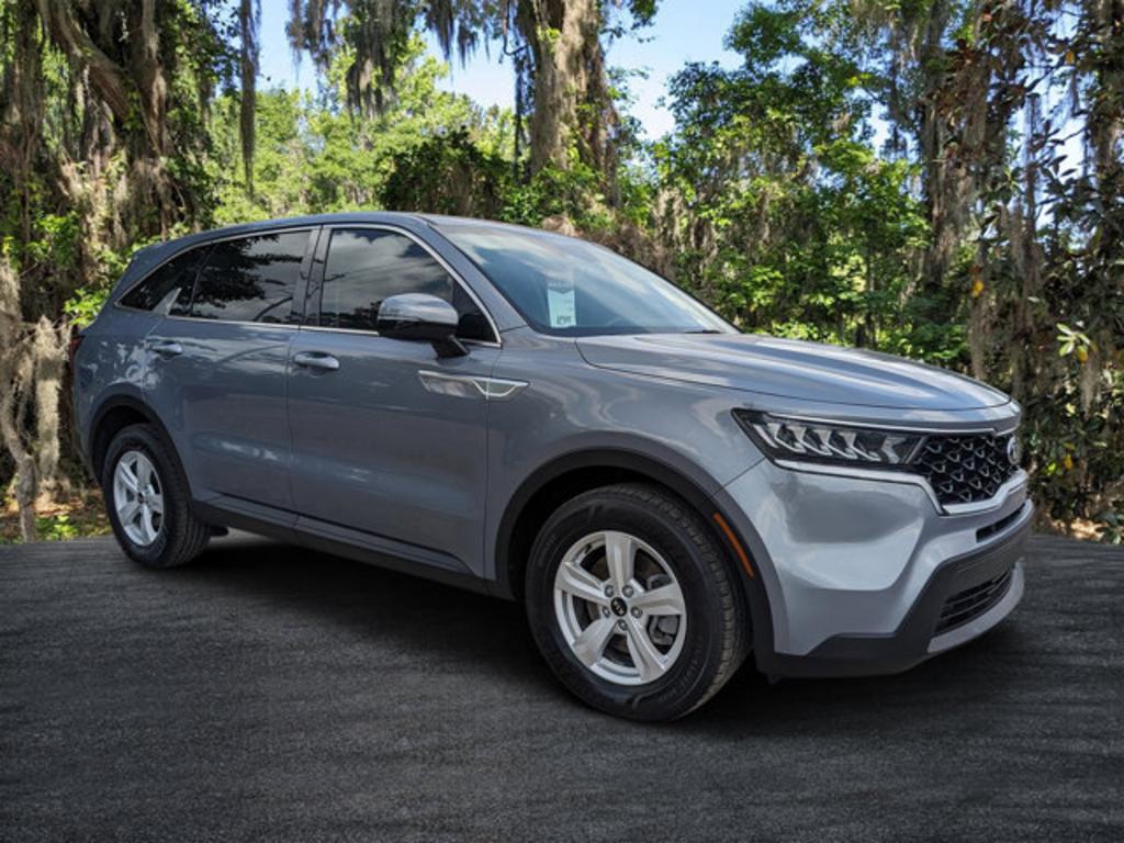 2021 Kia Sorento LX photo