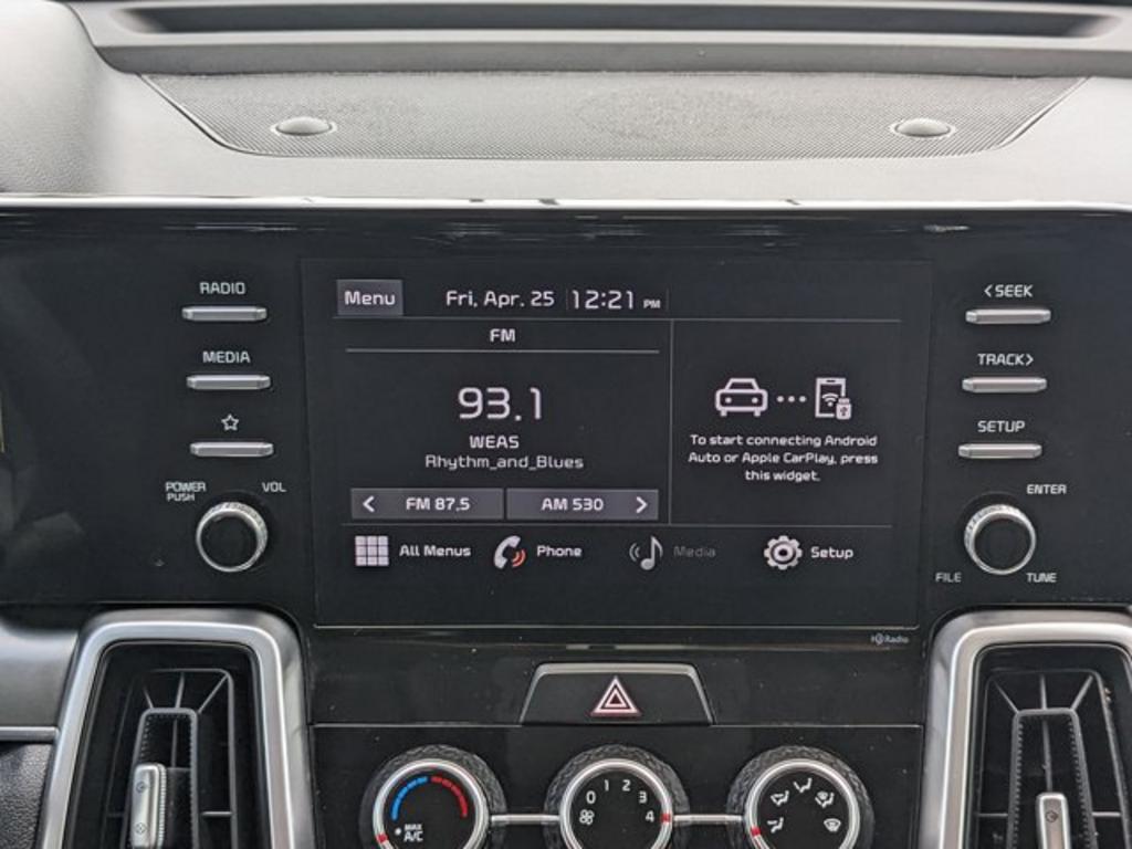 2021 Kia Sorento LX photo