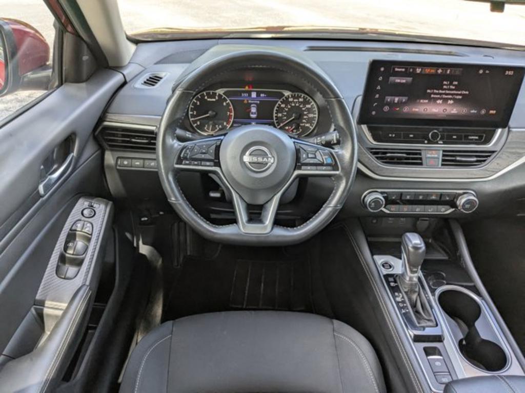 2024 Nissan Altima SV photo 15