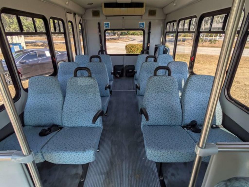 2006 Ford E-350 - $5,500