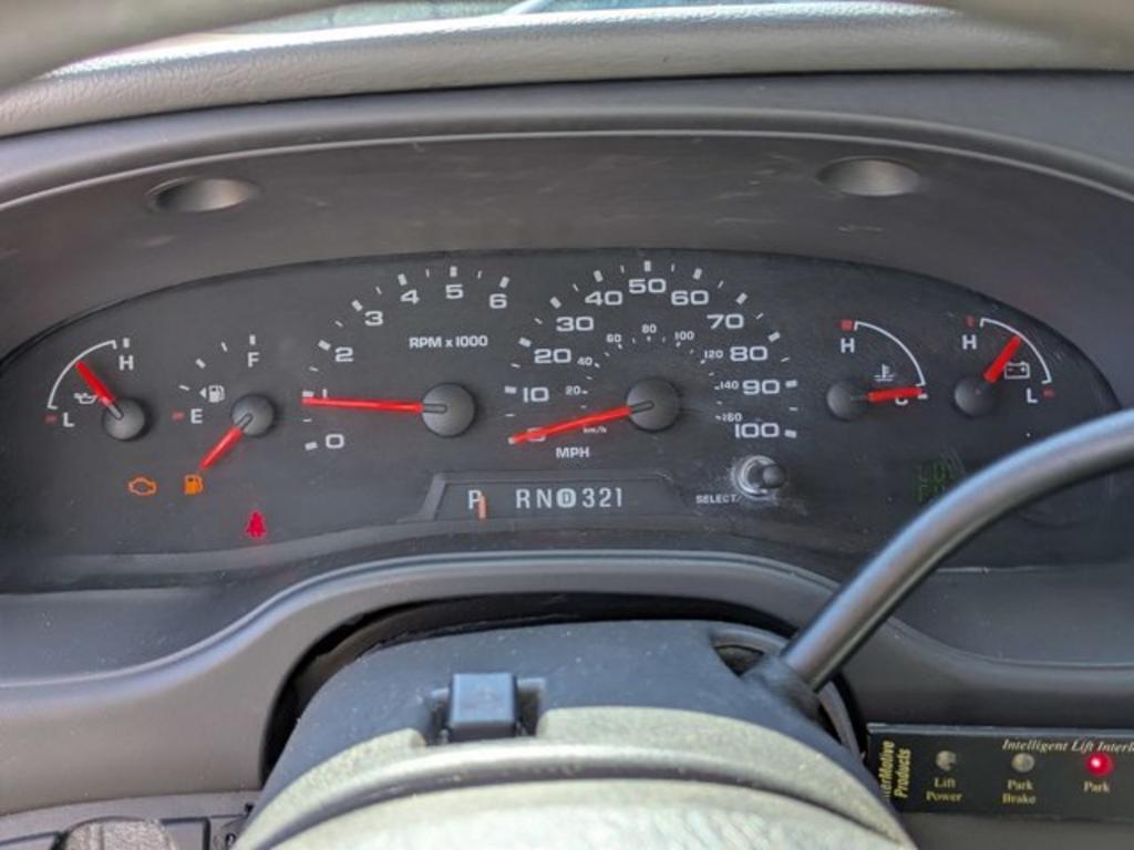 2006 Ford E-350 - $5,500