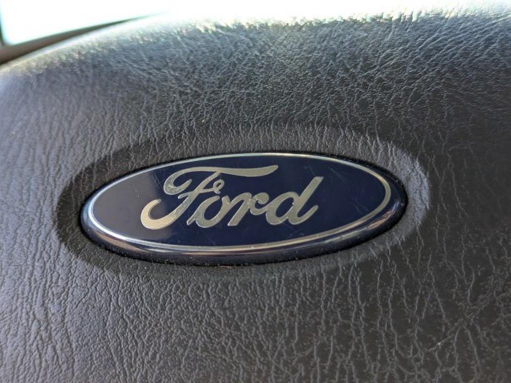 2006 Ford E-350 - $5,500