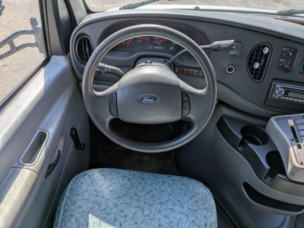 2006 Ford E-350 - $5,500