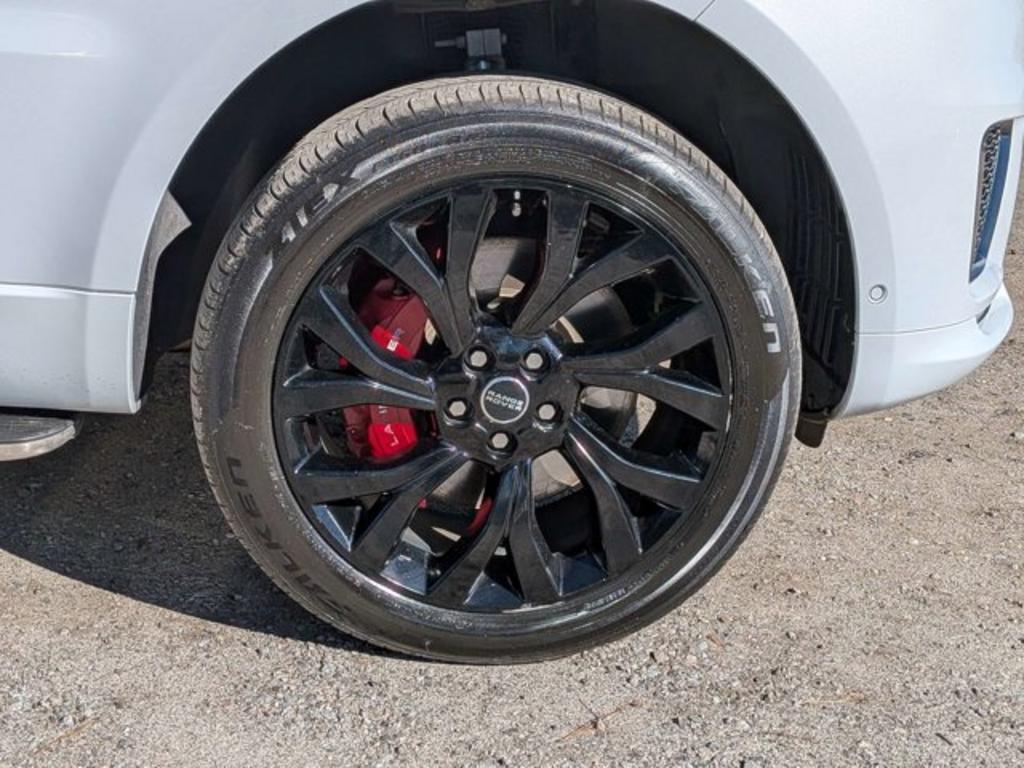 2018 Land Rover Range Rover Sport - $28,900