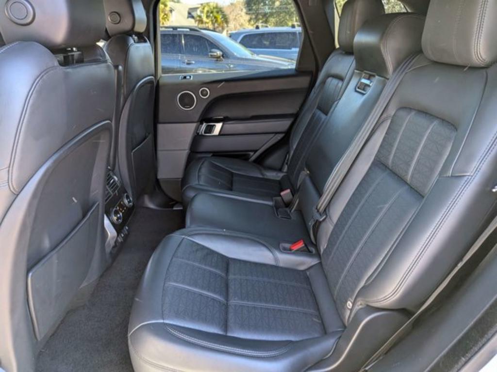 2018 Land Rover Range Rover Sport - $28,900