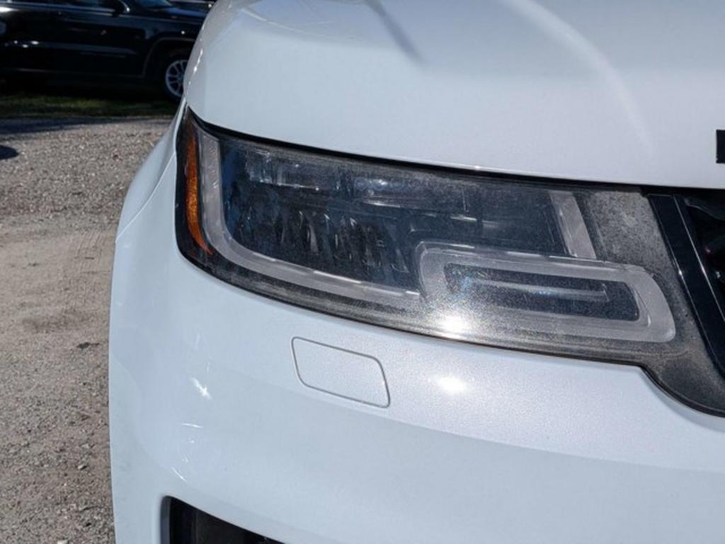 2018 Land Rover Range Rover Sport - $28,900