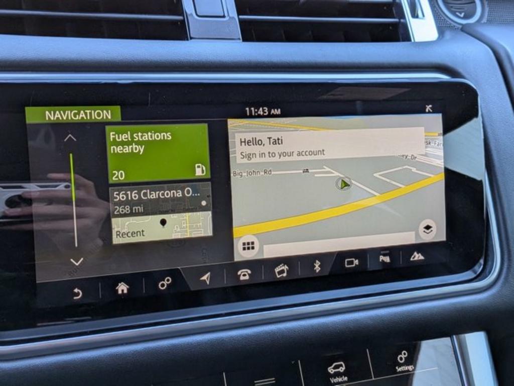 2018 Land Rover Range Rover Sport - $28,900