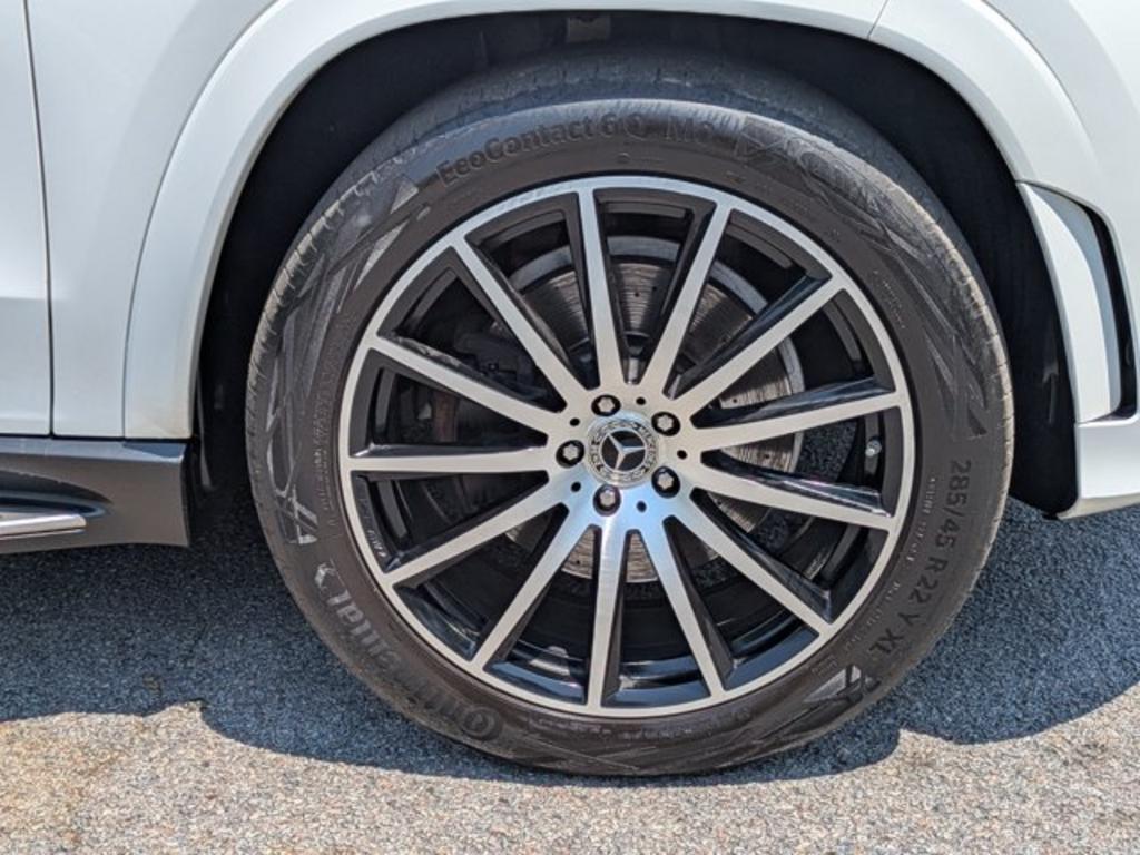 2020 Mercedes-Benz GLS - $43,700