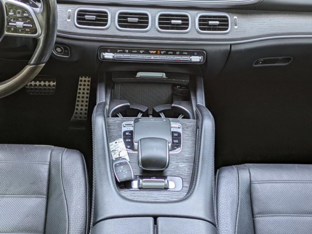 2020 Mercedes-Benz GLS - $43,700