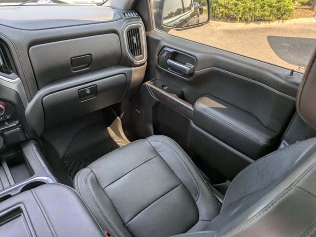 2019 Chevrolet Silverado - $32,900