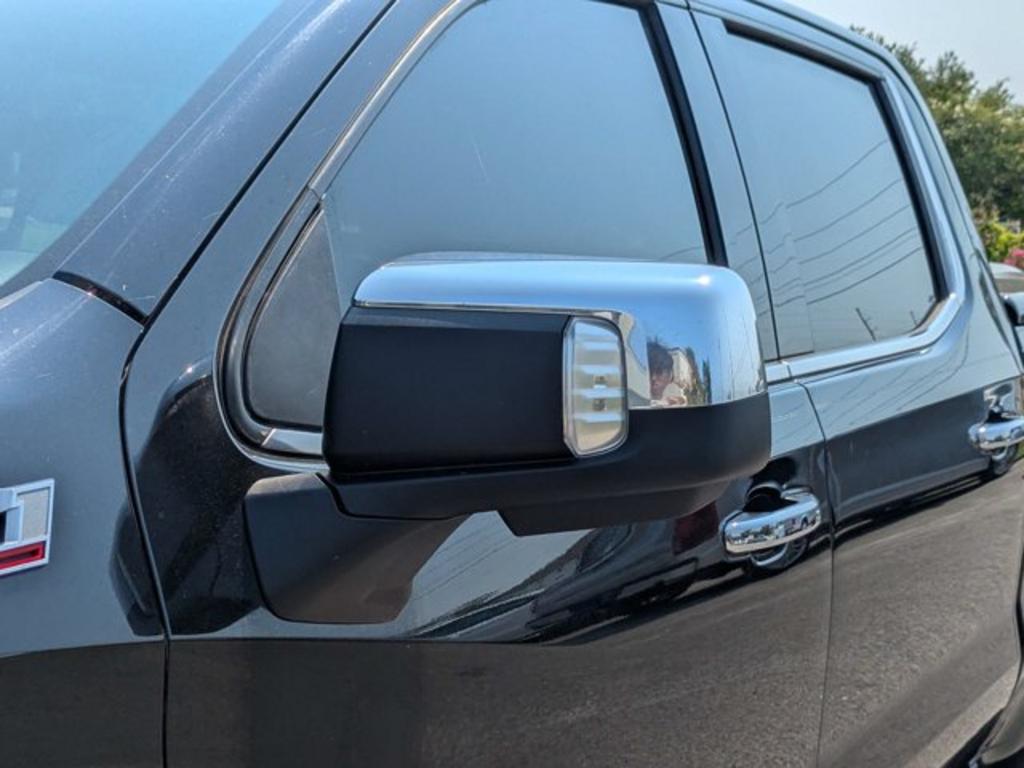2019 Chevrolet Silverado - $32,900