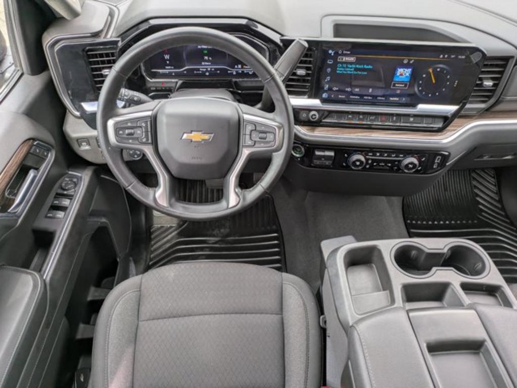 2023 Chevrolet Silverado - $29,900