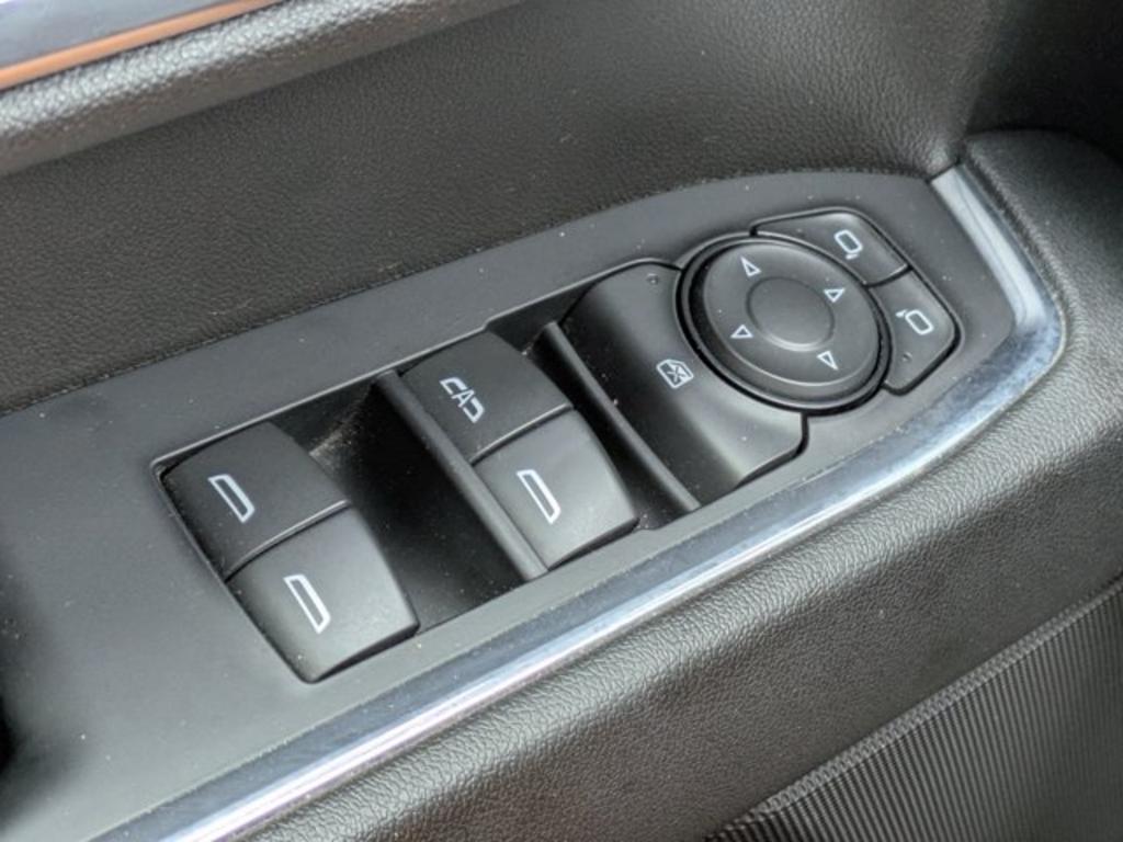 2023 Chevrolet Silverado - $29,900