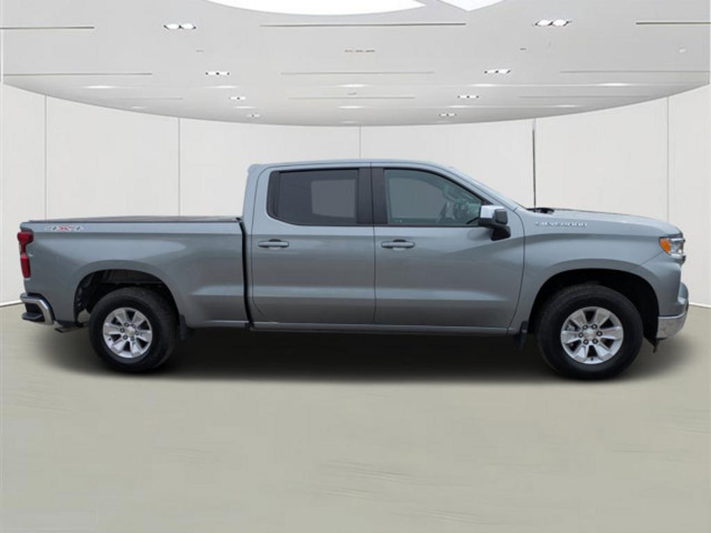 2023 Chevrolet Silverado - $29,900