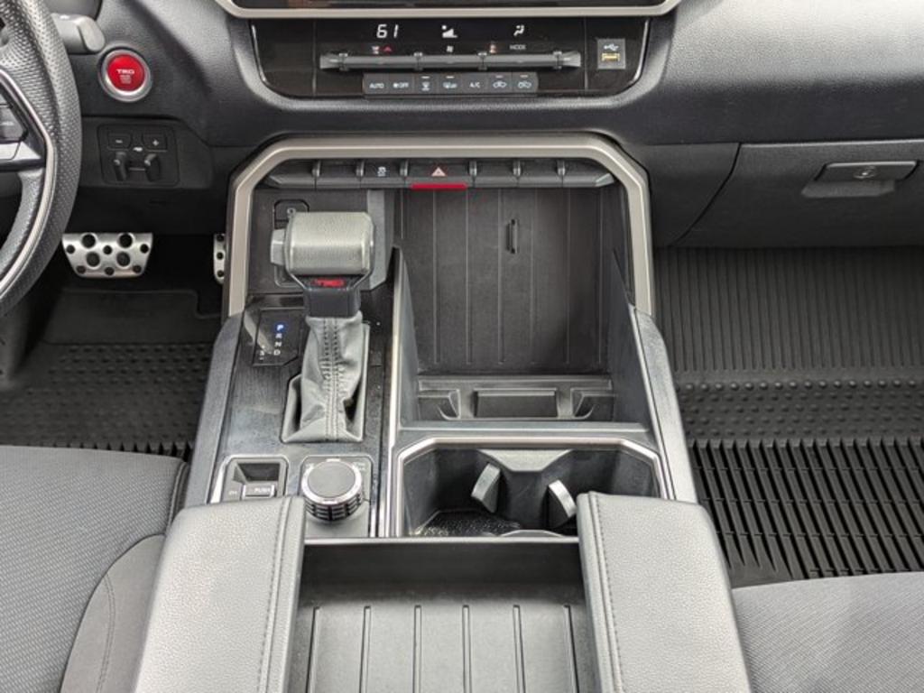2023 Toyota Tundra - $39,900