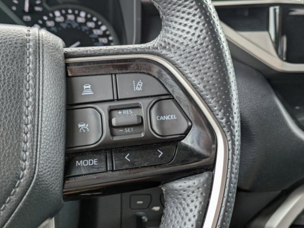 2023 Toyota Tundra - $39,900