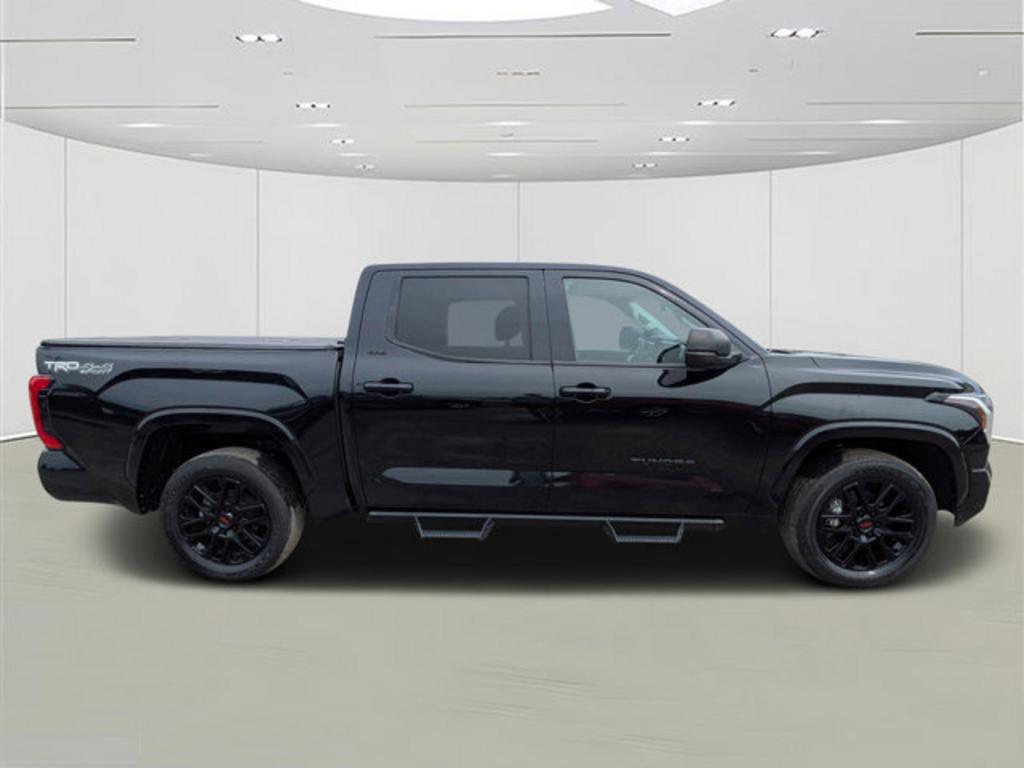2023 Toyota Tundra - $39,900