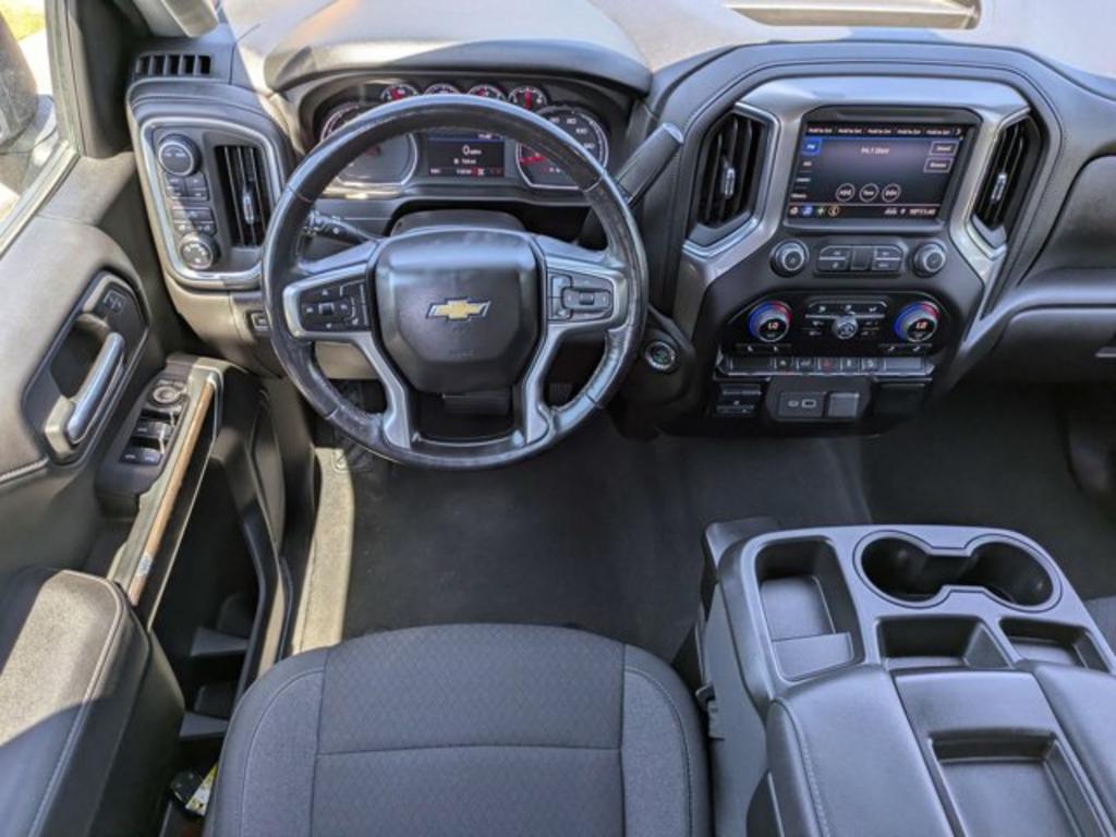 2021 Chevrolet Silverado - $28,900