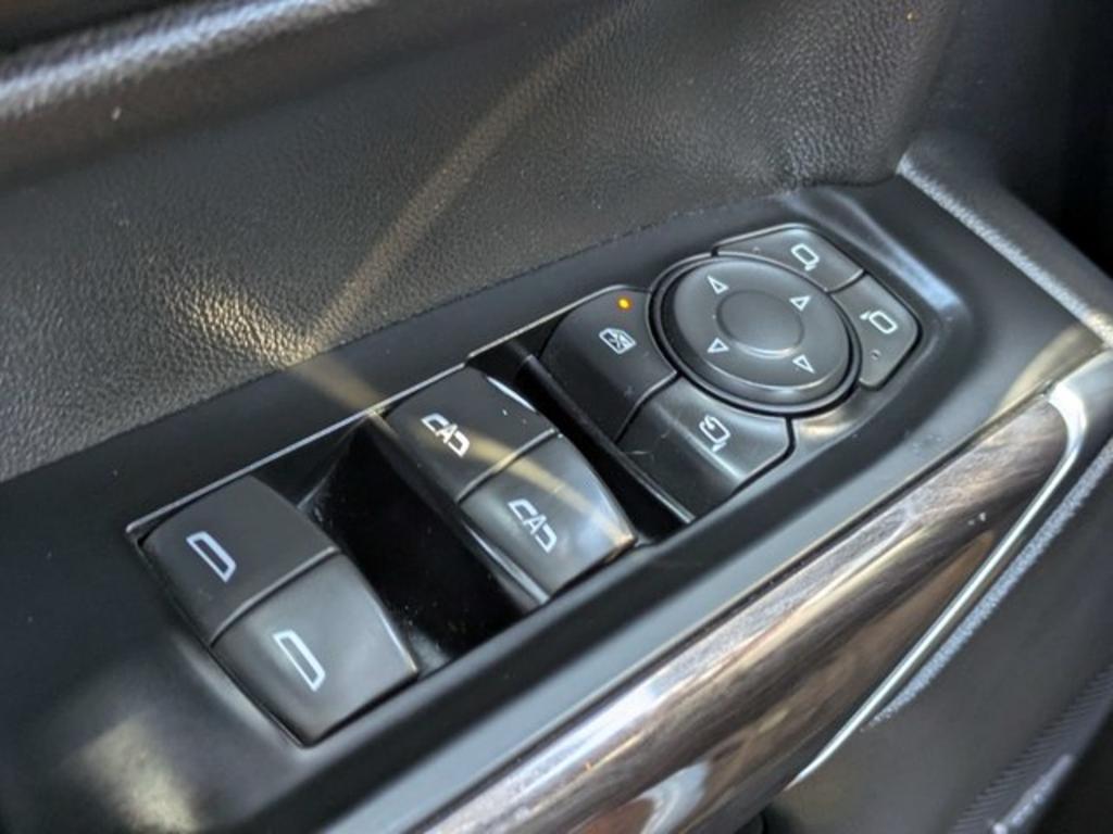 2019 Chevrolet Silverado - $34,900