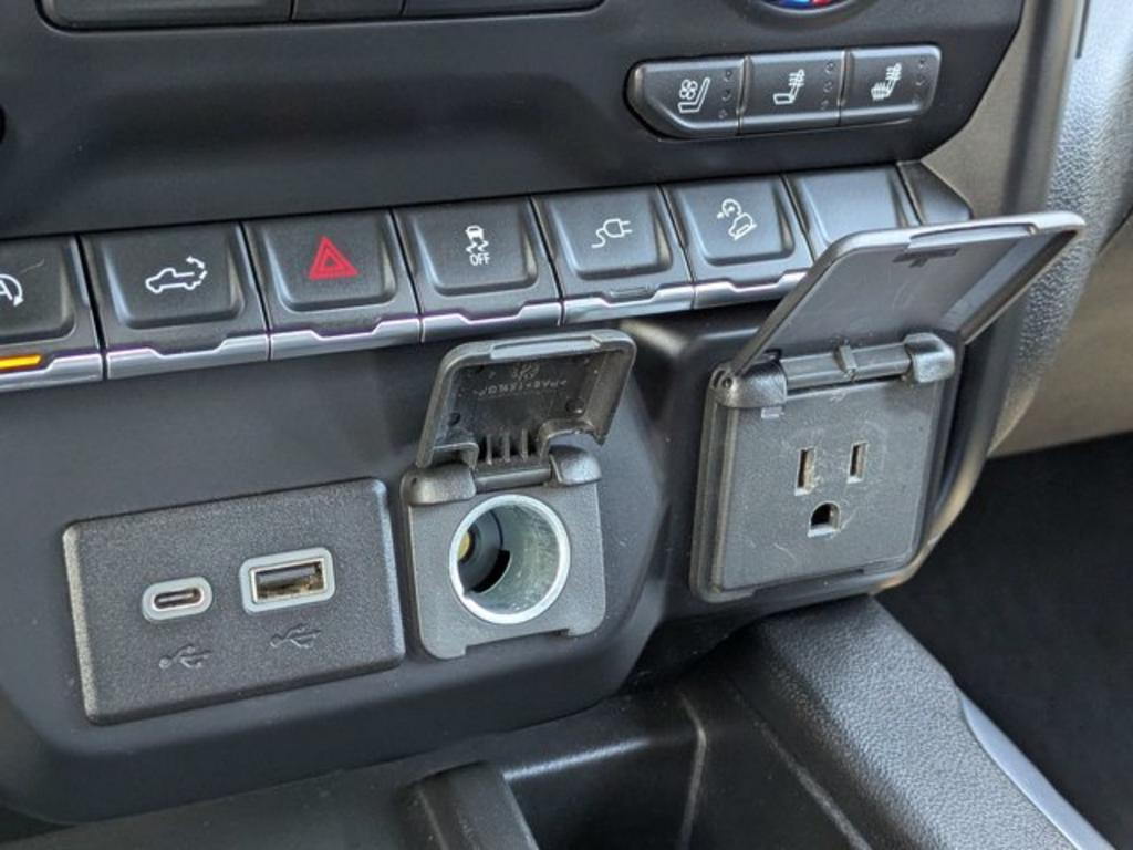 2019 Chevrolet Silverado - $34,900
