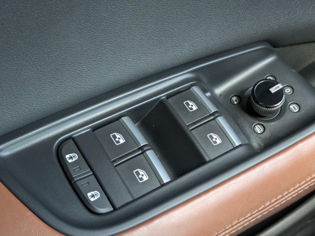 2022 Audi Q8 - $35,700