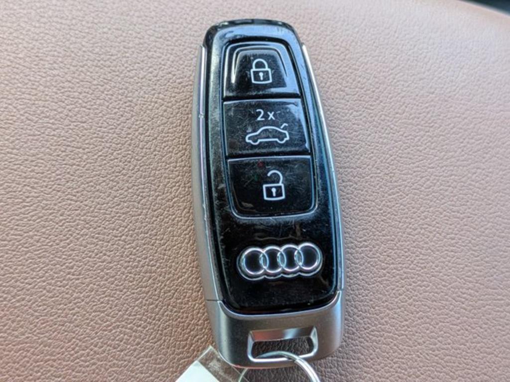 2022 Audi Q8 - $35,700