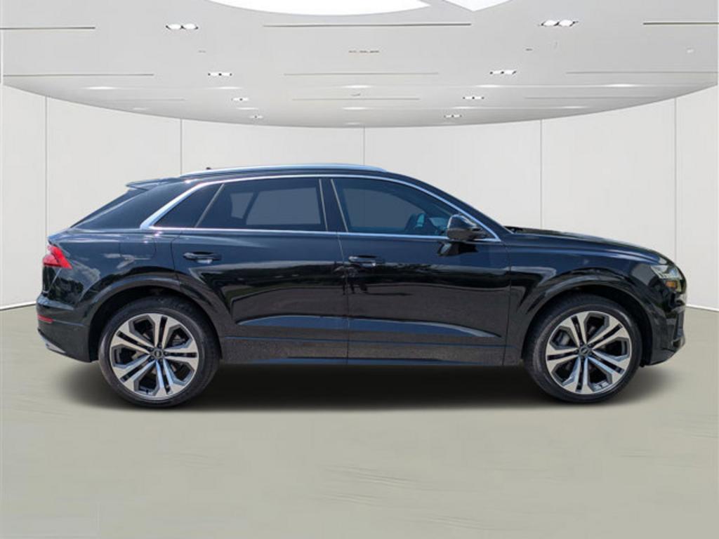 2022 Audi Q8 - $35,700