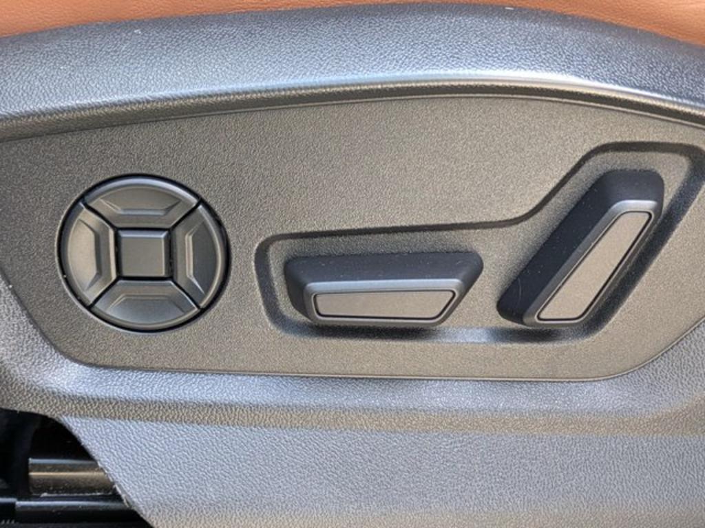2022 Audi Q8 - $35,700