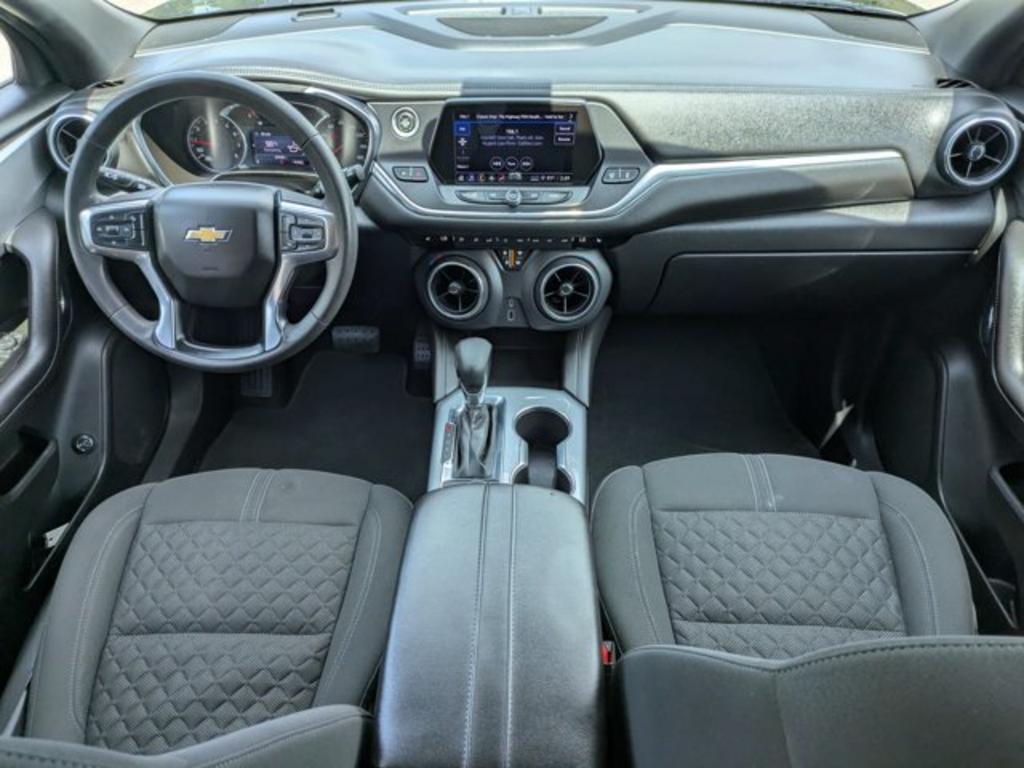 2022 Chevrolet Blazer - $23,900