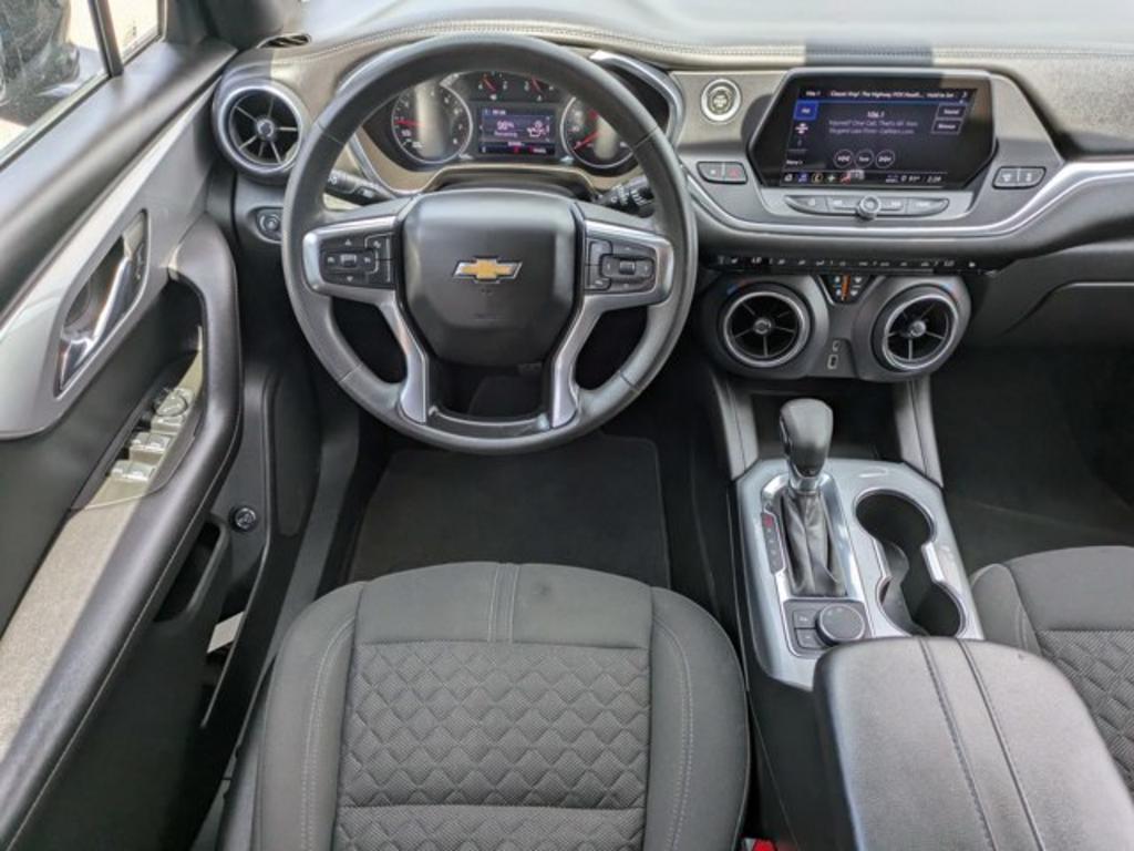 2022 Chevrolet Blazer - $23,900